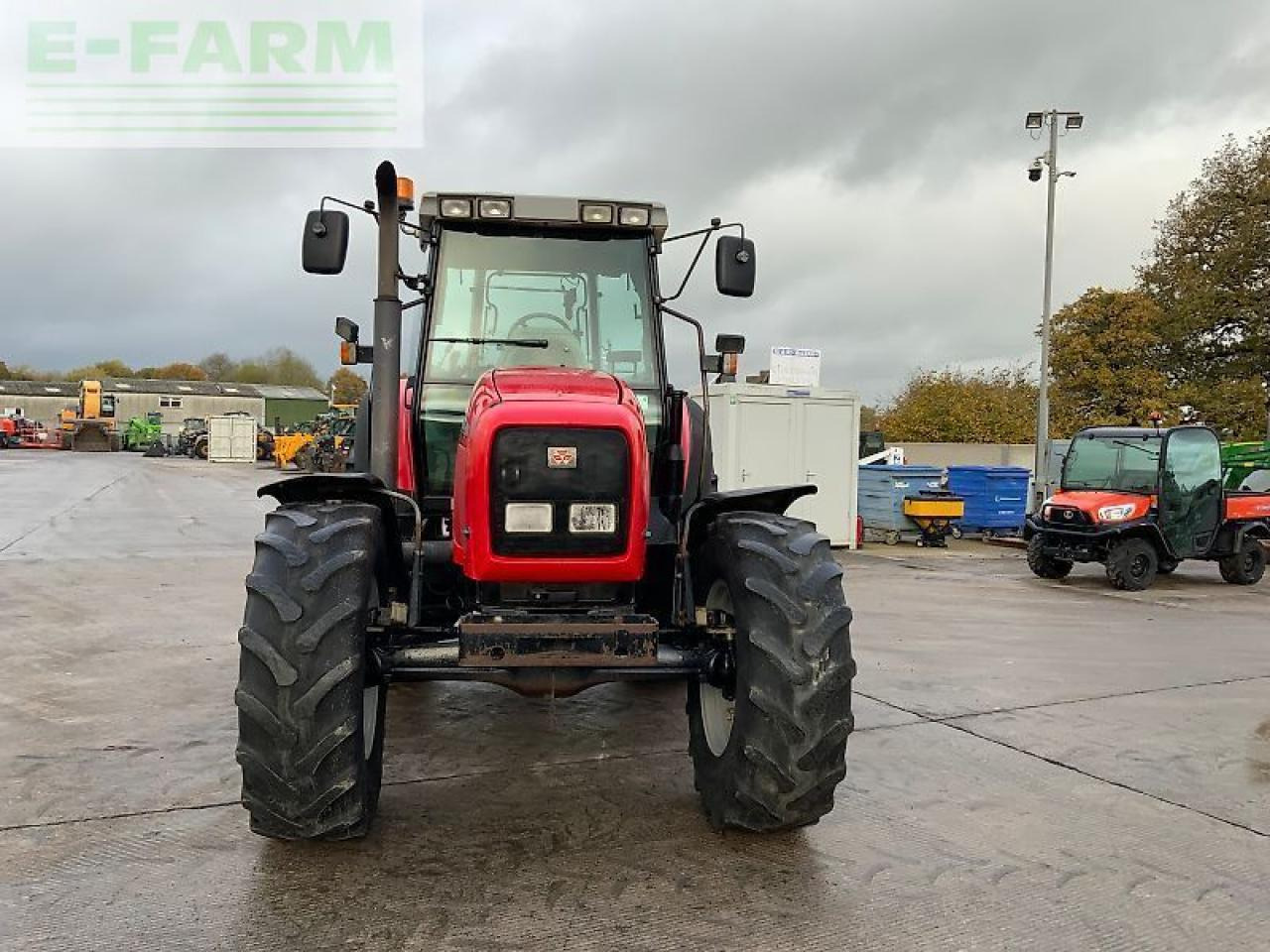 Massey Ferguson 8220 xtra power control tractor (st24304) Xtra - Traktors: foto 3 Massey Ferguson 8220 xtra power control tractor (st24304) Xtra - Traktors: foto 3