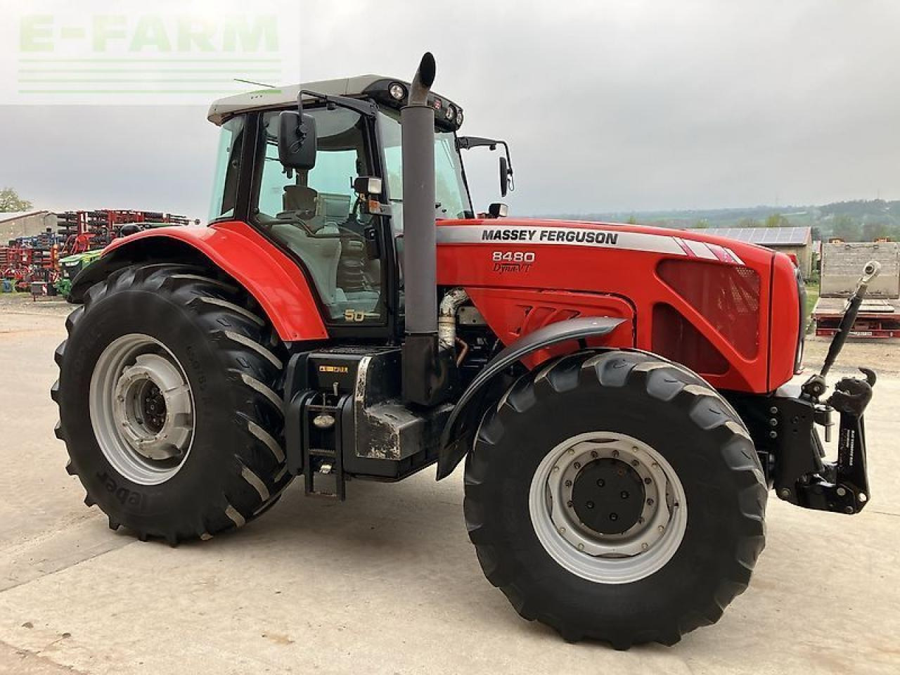 Massey Ferguson 8480 dyna vt - Traktors: foto 3 Massey Ferguson 8480 dyna vt - Traktors: foto 3
