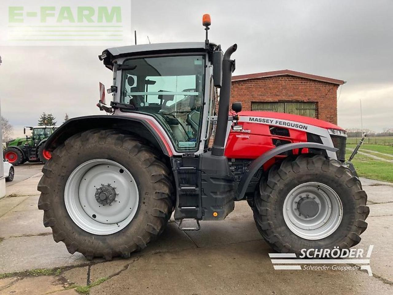 Massey Ferguson 8s.305 dyna-vt exclusive Exclusive - Traktors: foto 5 Massey Ferguson 8s.305 dyna-vt exclusive Exclusive - Traktors: foto 5