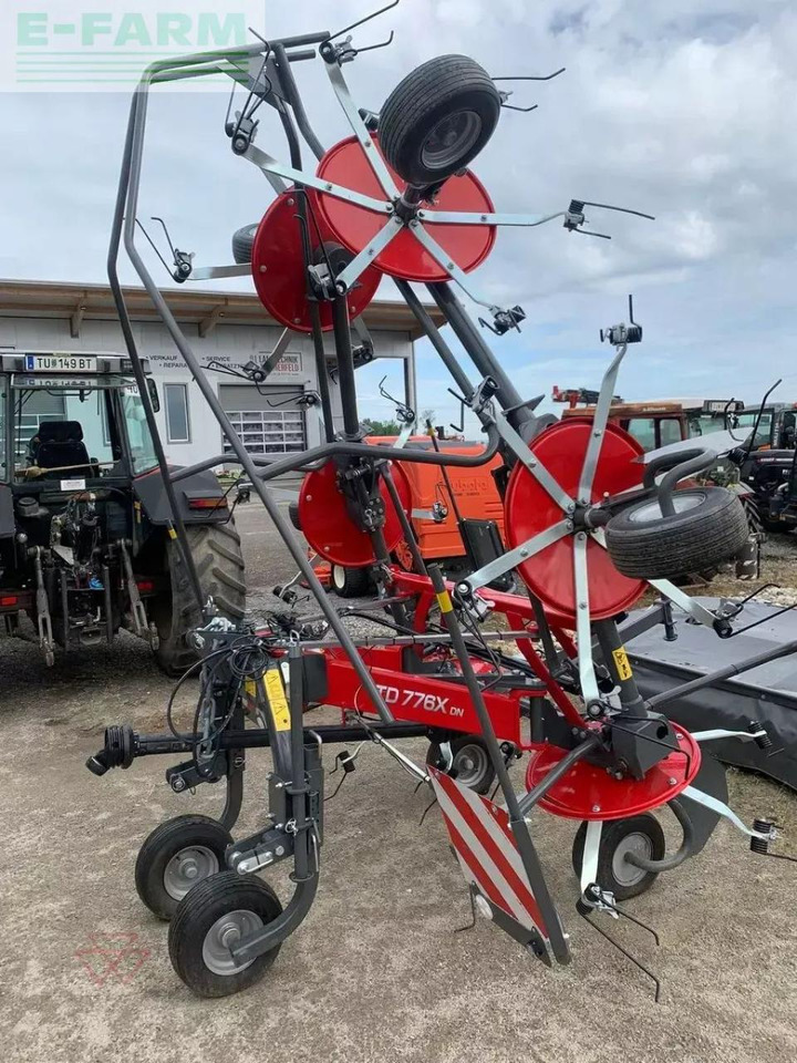 Massey Ferguson massey ferguson td776xdn - Vālotājs/ Ārdītājs: foto 1 Massey Ferguson massey ferguson td776xdn - Vālotājs/ Ārdītājs: foto 1