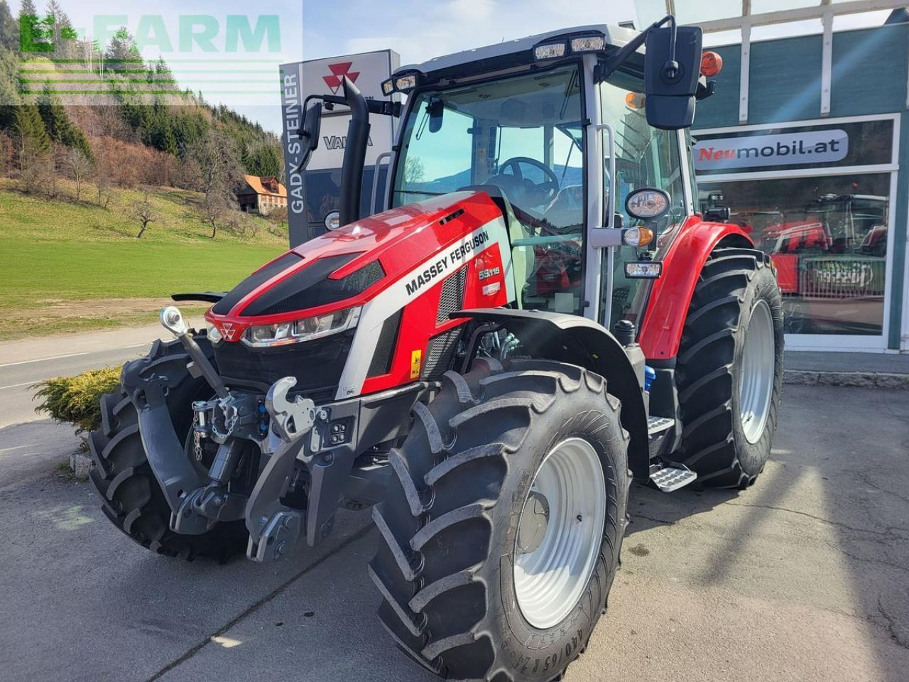 Massey Ferguson mf 5s.115 dyna-4 efficient Efficient - Traktors: foto 1 Massey Ferguson mf 5s.115 dyna-4 efficient Efficient - Traktors: foto 1