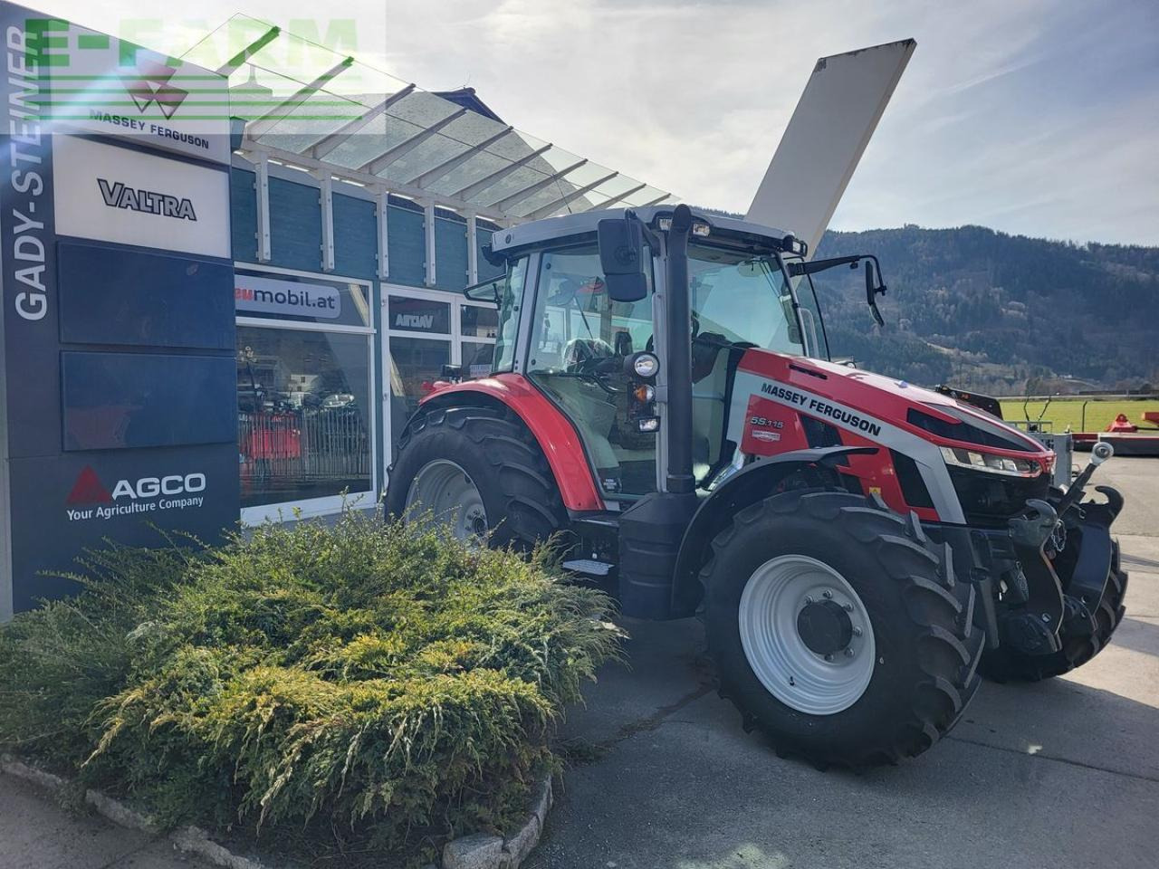 Massey Ferguson mf 5s.115 dyna-4 efficient Efficient - Traktors: foto 2 Massey Ferguson mf 5s.115 dyna-4 efficient Efficient - Traktors: foto 2