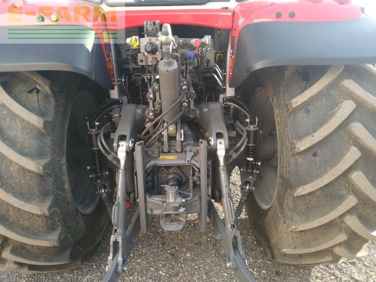 Massey Ferguson mf 6s.155 dyna-vt exclusive Exclusive - Traktors: foto 4 Massey Ferguson mf 6s.155 dyna-vt exclusive Exclusive - Traktors: foto 4