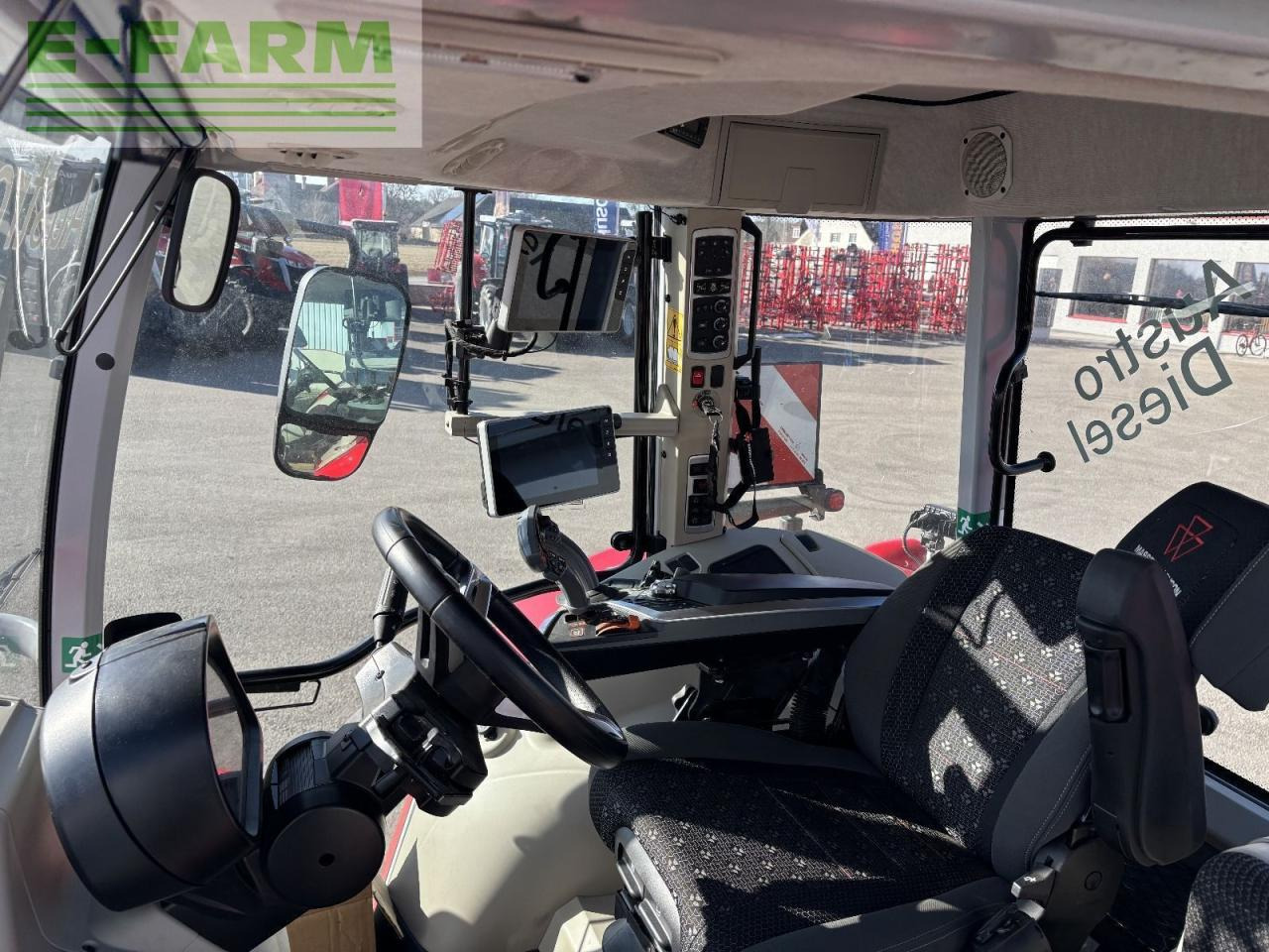 Massey Ferguson mf 6s.180 - Traktors: foto 2 Massey Ferguson mf 6s.180 - Traktors: foto 2