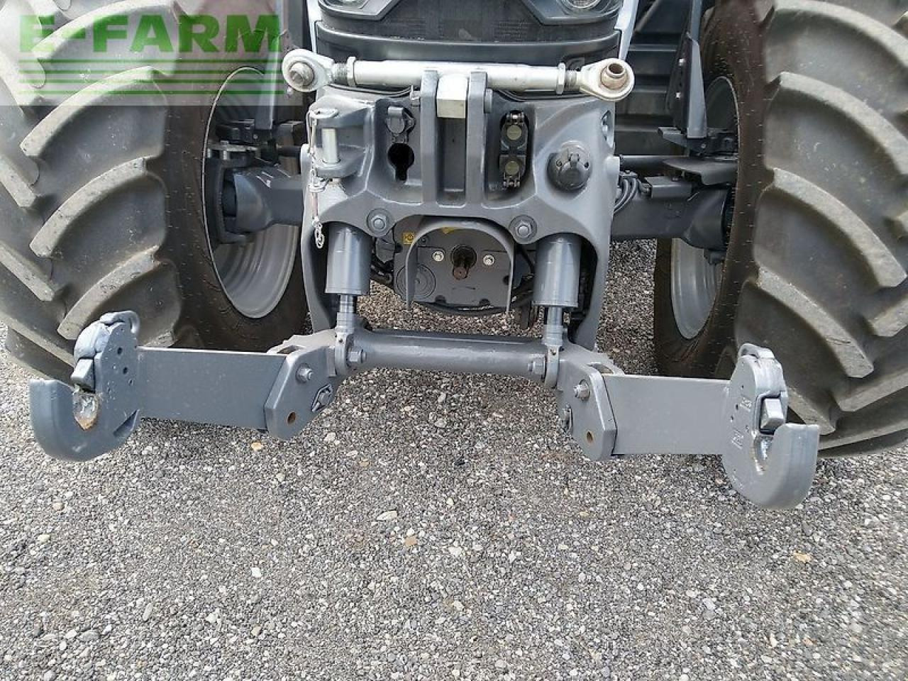 Massey Ferguson mf 6s.180 dyna-vt exclusive Exclusive - Traktors: foto 3 Massey Ferguson mf 6s.180 dyna-vt exclusive Exclusive - Traktors: foto 3