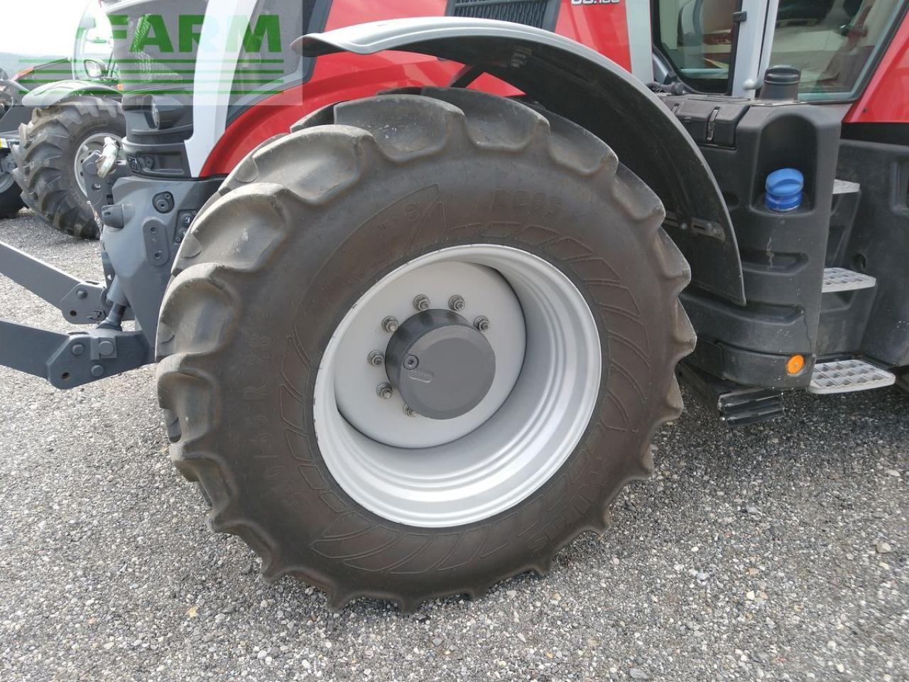 Massey Ferguson mf 6s.180 dyna-vt exclusive Exclusive - Traktors: foto 4 Massey Ferguson mf 6s.180 dyna-vt exclusive Exclusive - Traktors: foto 4