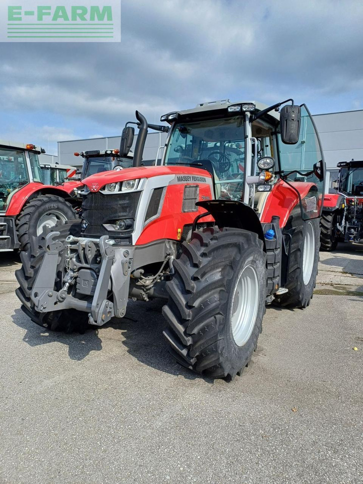 Massey Ferguson mf 7s.180 - Traktors: foto 4 Massey Ferguson mf 7s.180 - Traktors: foto 4