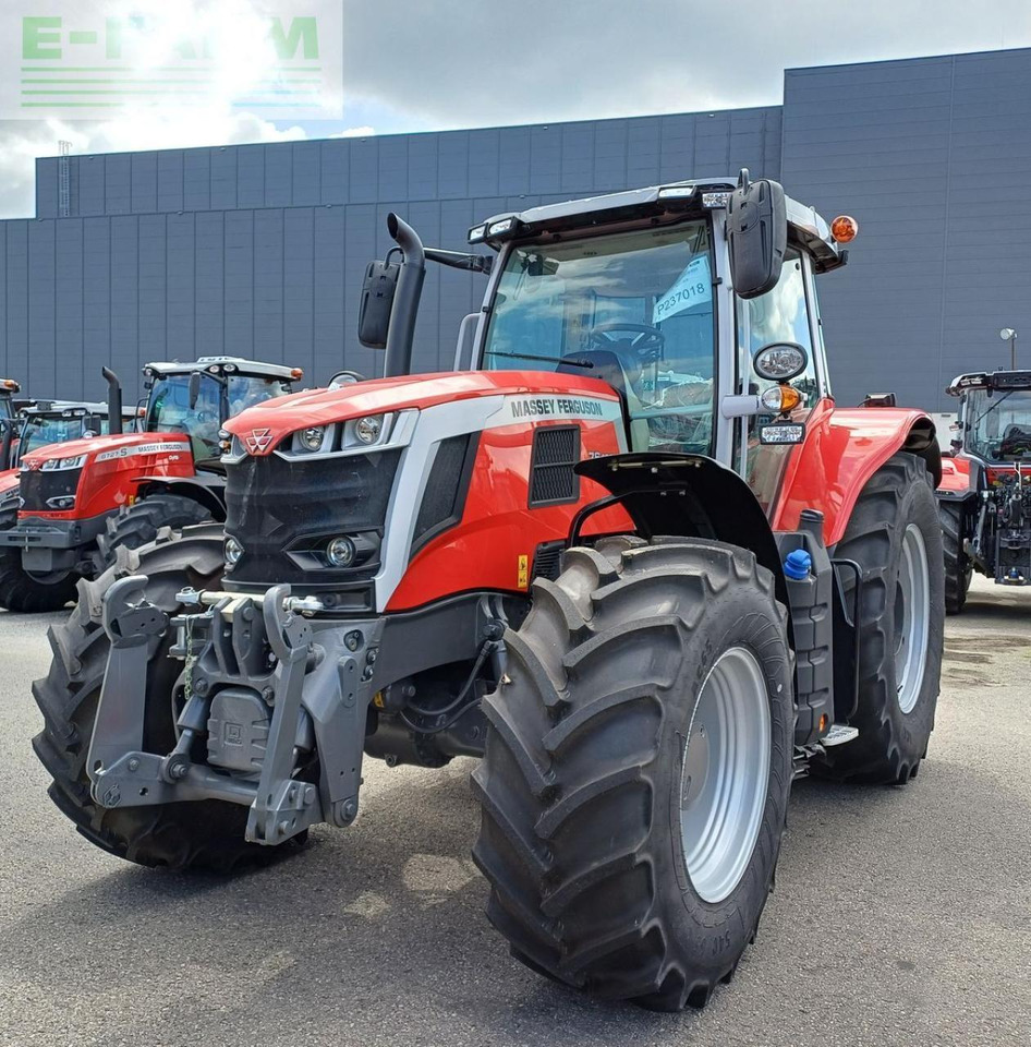 Massey Ferguson mf 7s.180 - Traktors: foto 5 Massey Ferguson mf 7s.180 - Traktors: foto 5