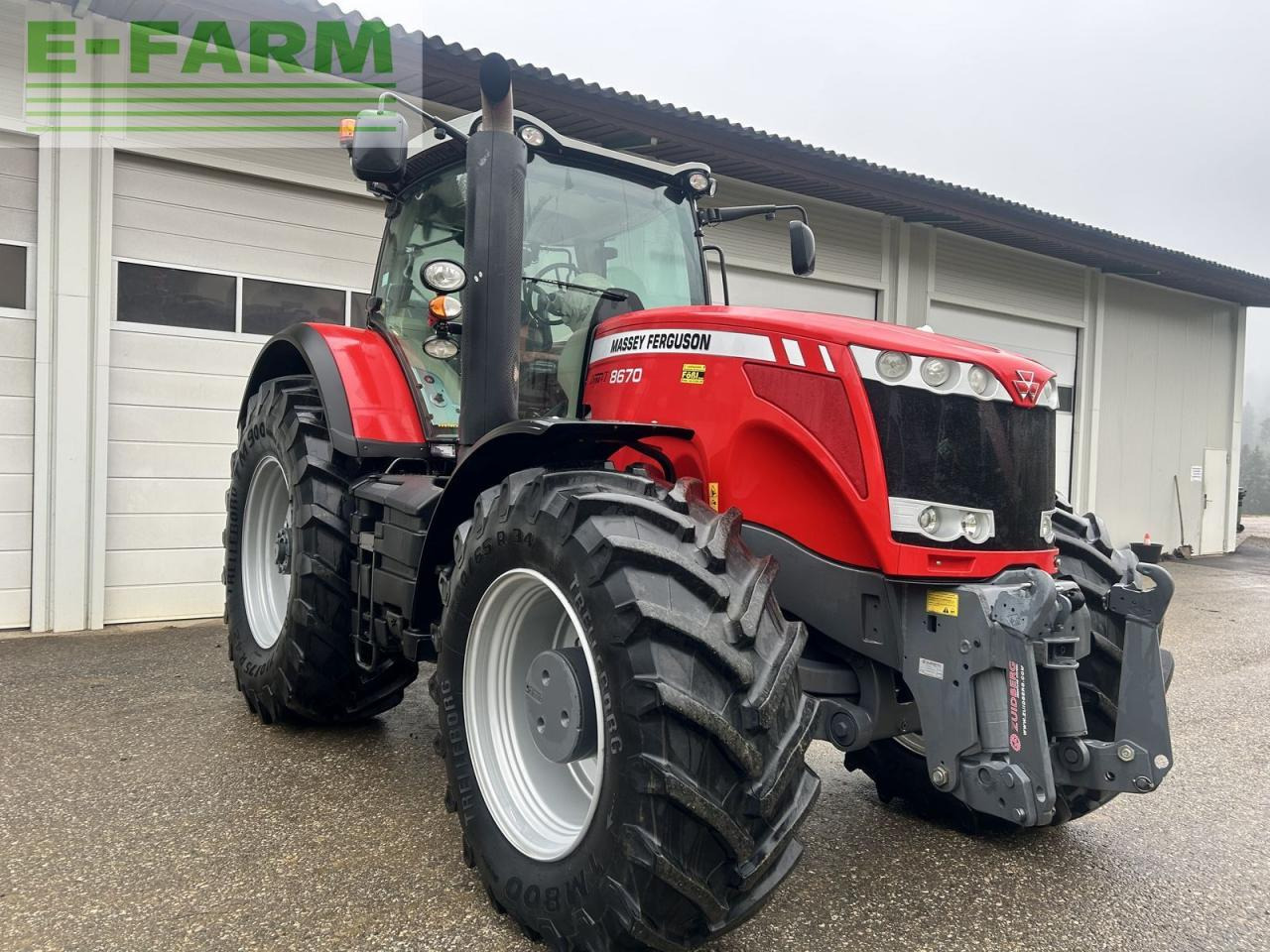Massey Ferguson mf 8670 dyna-vt - Traktors: foto 3 Massey Ferguson mf 8670 dyna-vt - Traktors: foto 3