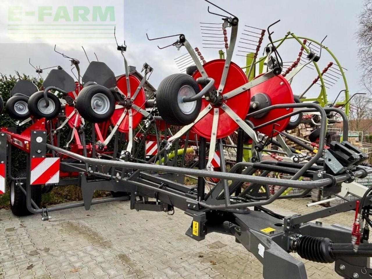 Massey Ferguson td 1310 x trc, wie neu ! - Vālotājs/ Ārdītājs: foto 1 Massey Ferguson td 1310 x trc, wie neu ! - Vālotājs/ Ārdītājs: foto 1