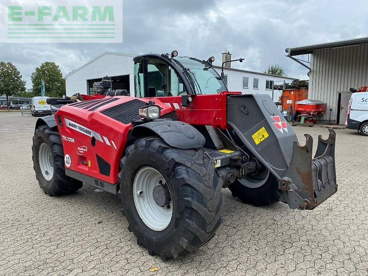 Massey Ferguson th.7038 - Teleskopiskais iekrāvējs: foto 1 Massey Ferguson th.7038 - Teleskopiskais iekrāvējs: foto 1