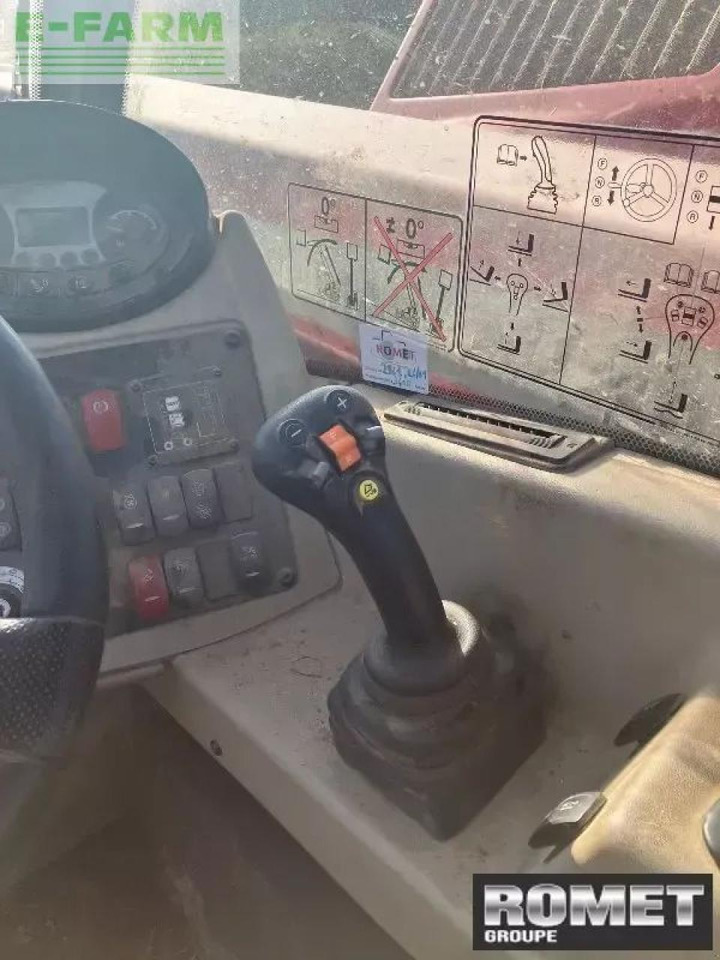 Massey Ferguson th7038 - Teleskopiskais iekrāvējs: foto 4 Massey Ferguson th7038 - Teleskopiskais iekrāvējs: foto 4