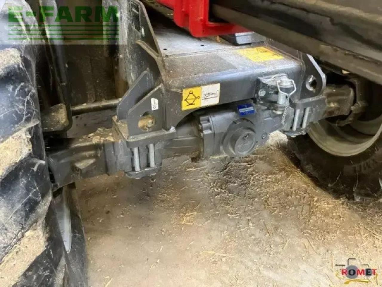 Massey Ferguson th7038 - Teleskopiskais iekrāvējs: foto 4 Massey Ferguson th7038 - Teleskopiskais iekrāvējs: foto 4