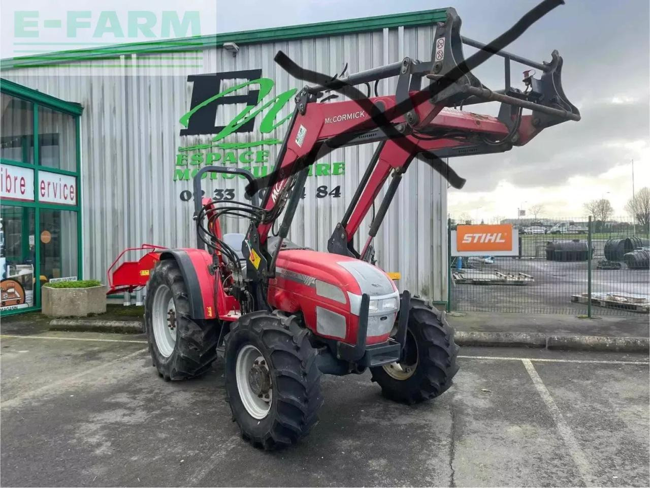 McCormick tracteur agricole c80l mc cormick - Traktors: foto 2 McCormick tracteur agricole c80l mc cormick - Traktors: foto 2