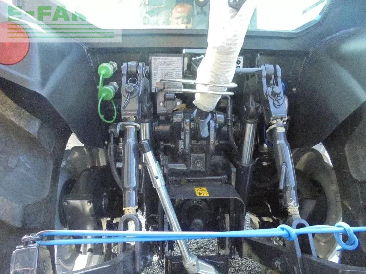 McCormick x2.055 - Traktors: foto 5 McCormick x2.055 - Traktors: foto 5