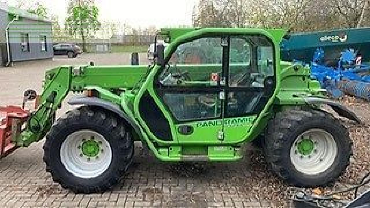 Merlo 32.6 l plus - Teleskopiskais iekrāvējs: foto 1 Merlo 32.6 l plus - Teleskopiskais iekrāvējs: foto 1