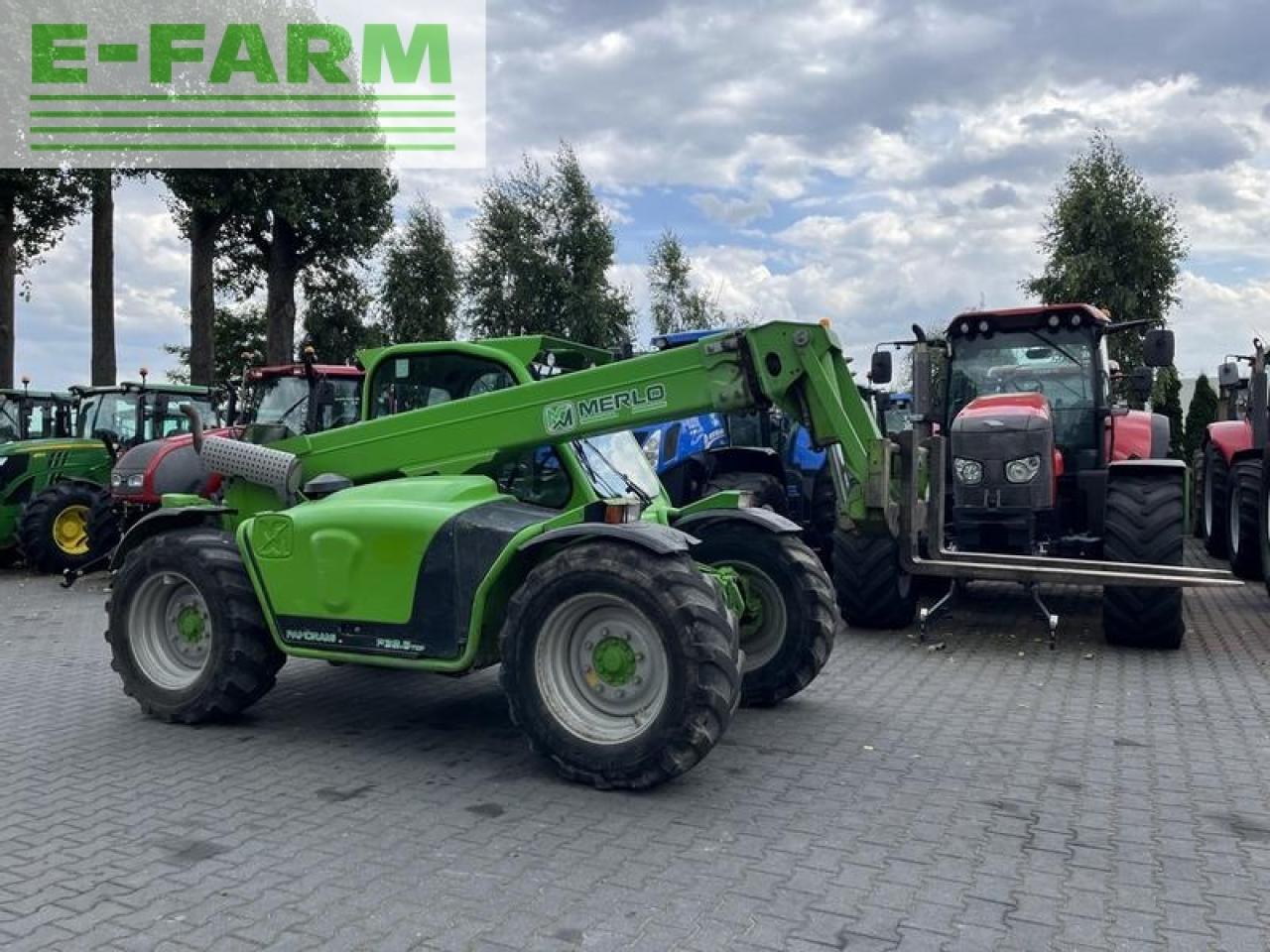 Merlo panoramic p32.6 top - Teleskopiskais iekrāvējs: foto 4 Merlo panoramic p32.6 top - Teleskopiskais iekrāvējs: foto 4