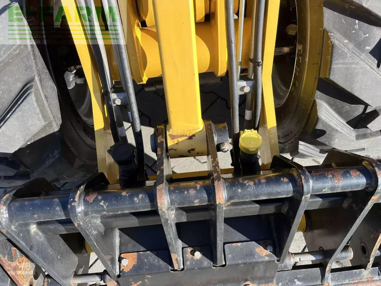 Mustang 340 mit euroaufnahme hydraulisch - Riteņu iekrāvējs: foto 4 Mustang 340 mit euroaufnahme hydraulisch - Riteņu iekrāvējs: foto 4