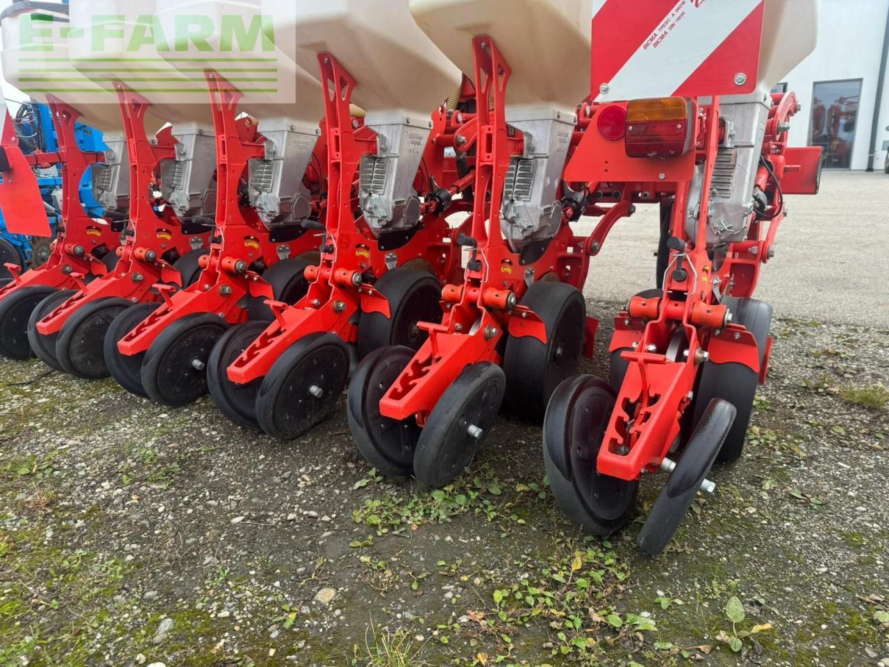 Mustang manta 12 x 50 - Precīzās izsējas sējmašīna: foto 3 Mustang manta 12 x 50 - Precīzās izsējas sējmašīna: foto 3