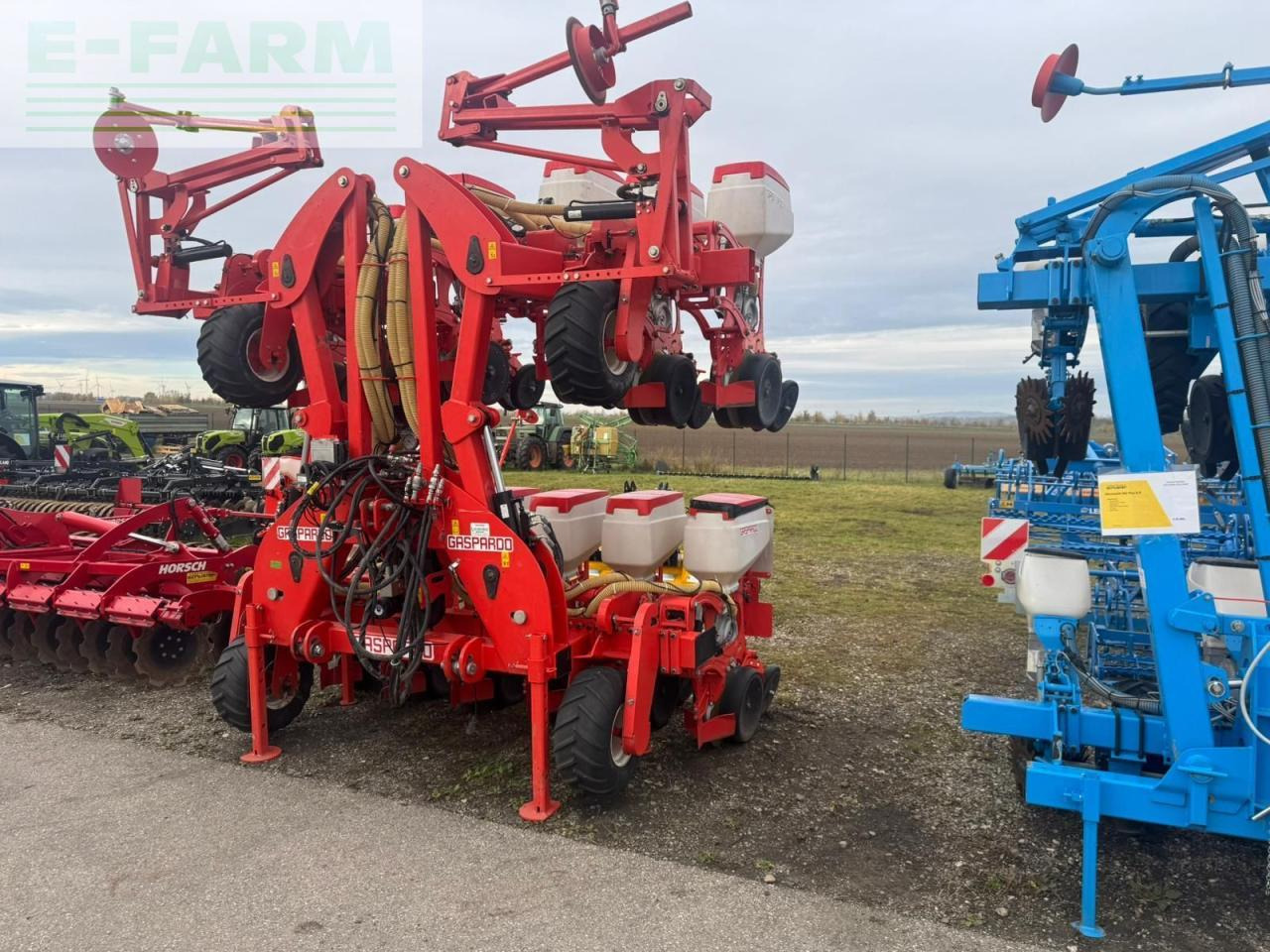 Mustang manta 12 x 50 - Precīzās izsējas sējmašīna: foto 1 Mustang manta 12 x 50 - Precīzās izsējas sējmašīna: foto 1