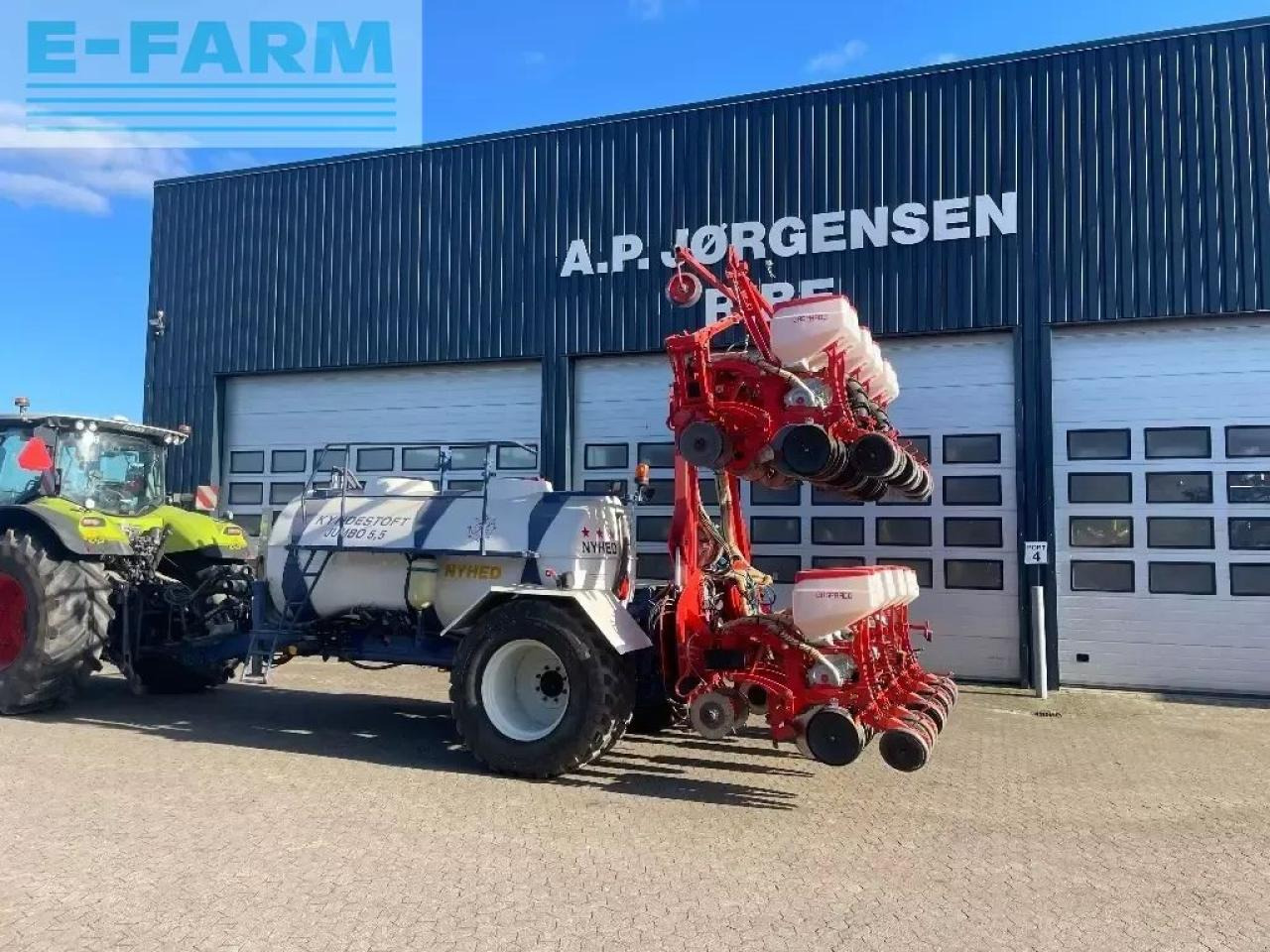 Mustang med flydende gødningsudstyr - Precīzās izsējas sējmašīna: foto 1 Mustang med flydende gødningsudstyr - Precīzās izsējas sējmašīna: foto 1