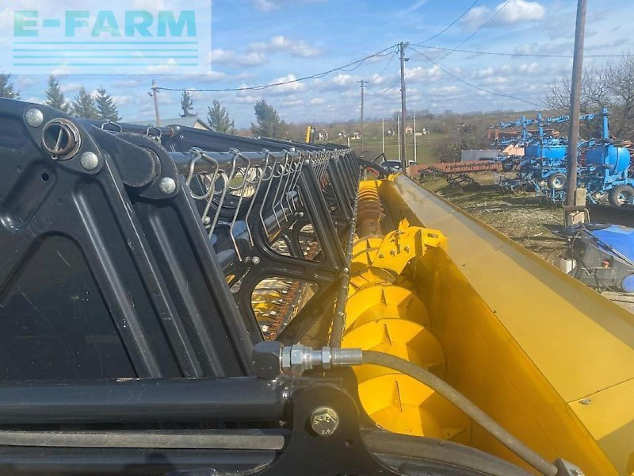 Lopbarības kombaina papildaprīkojums New Holland 35v varifeed: foto 22
