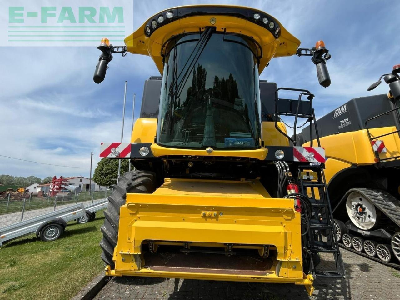 New Holland CX 6.90 - Labības kombains: foto 3 New Holland CX 6.90 - Labības kombains: foto 3