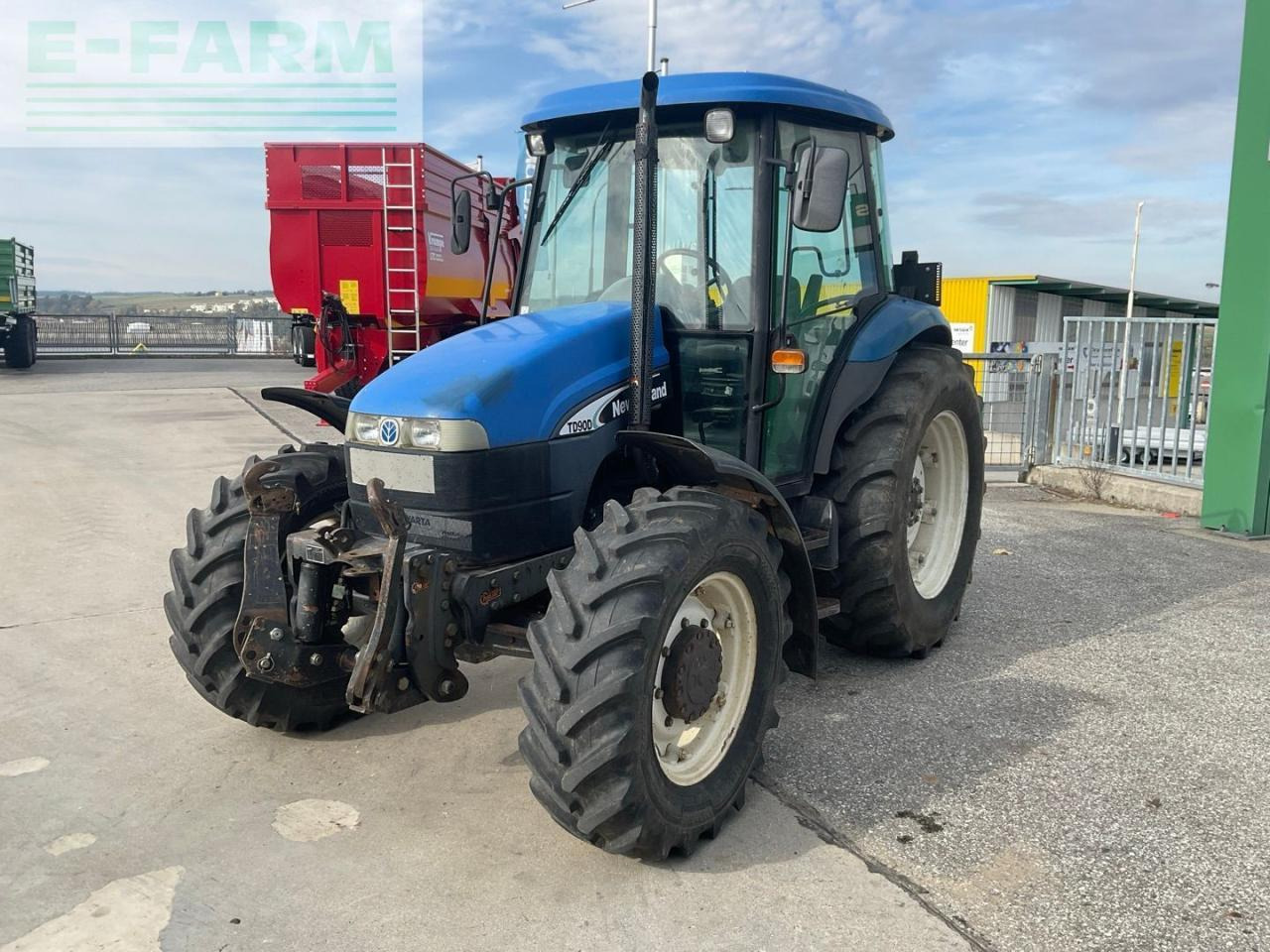 New Holland TD90D D - Traktors: foto 1 New Holland TD90D D - Traktors: foto 1