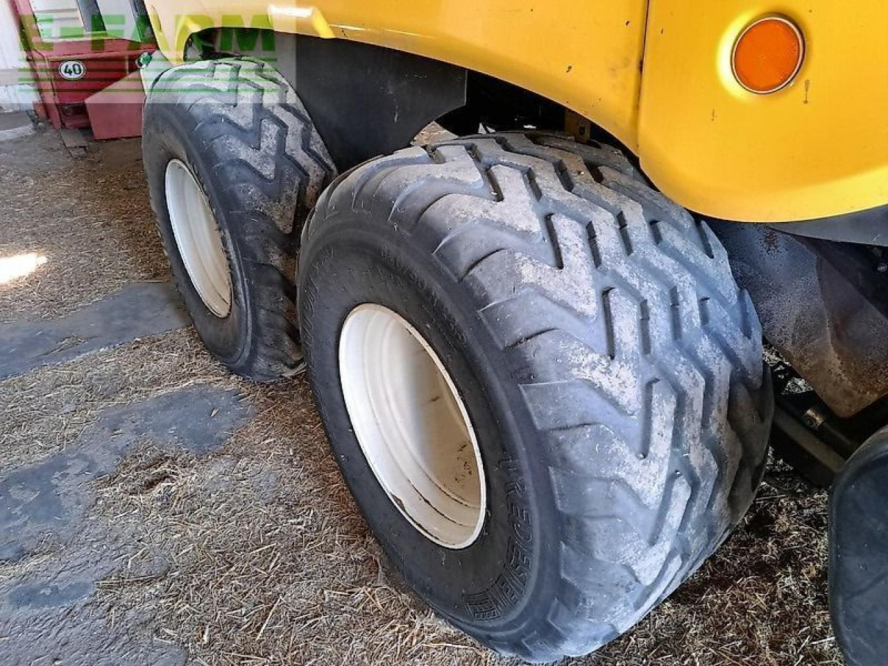Kīpu prese New Holland bb 1290 r: foto 9