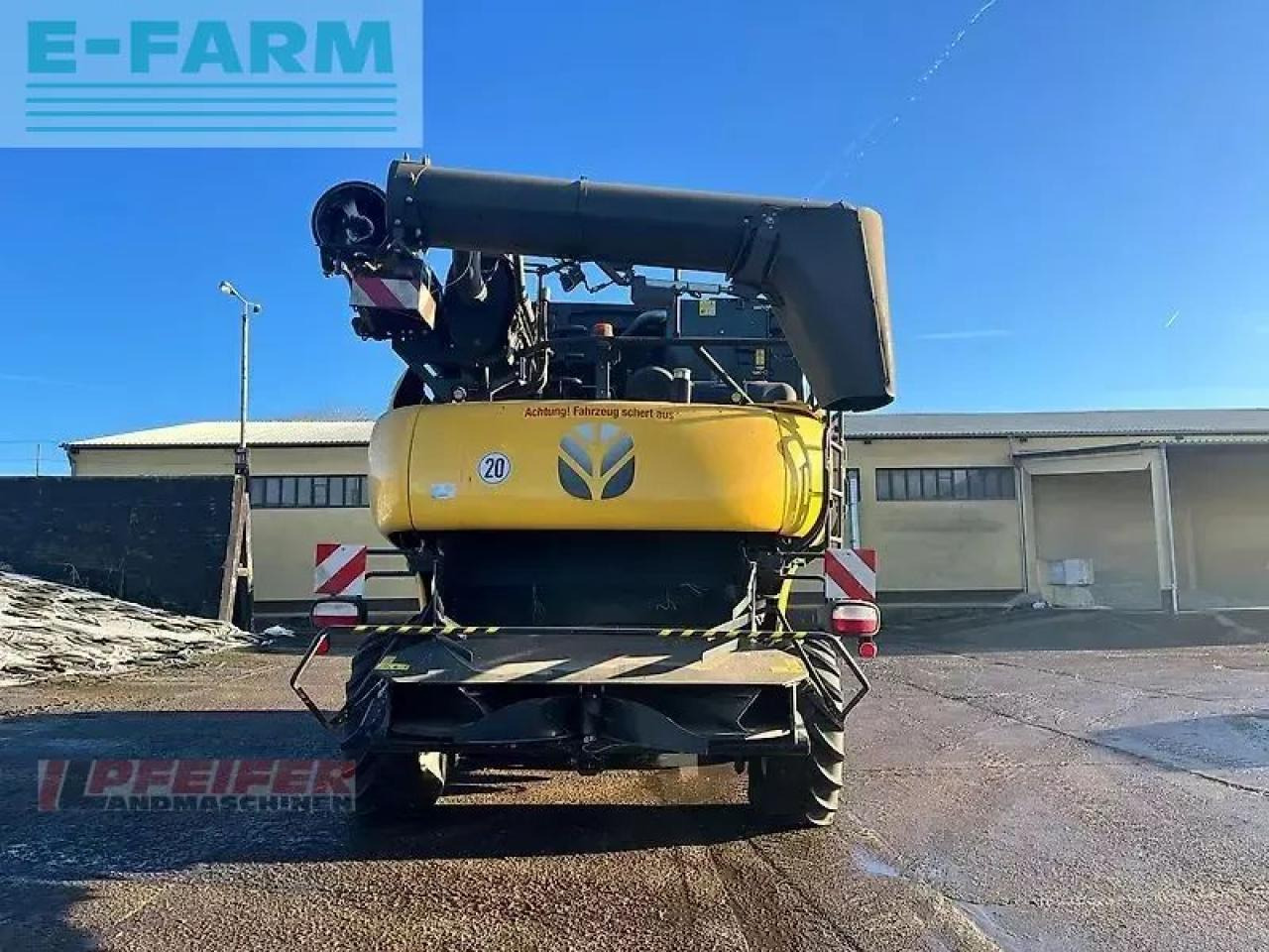 New Holland cr 9.90 ***ohne schneidwerk*** - Labības kombains: foto 5 New Holland cr 9.90 ***ohne schneidwerk*** - Labības kombains: foto 5