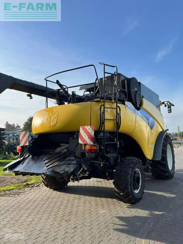 New Holland cr 9070 - Labības kombains: foto 5 New Holland cr 9070 - Labības kombains: foto 5