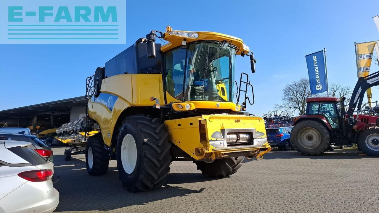 New Holland cr 9070 elevation - Labības kombains: foto 4 New Holland cr 9070 elevation - Labības kombains: foto 4