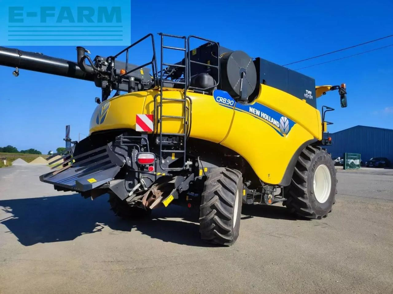 New Holland cr8.90 - Labības kombains: foto 3 New Holland cr8.90 - Labības kombains: foto 3