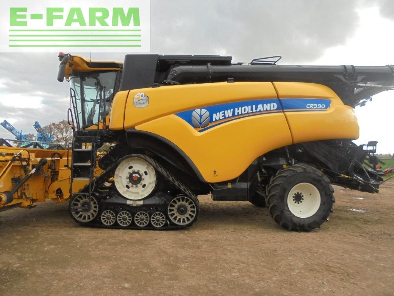 New Holland cr9.90 - Labības kombains: foto 2 New Holland cr9.90 - Labības kombains: foto 2