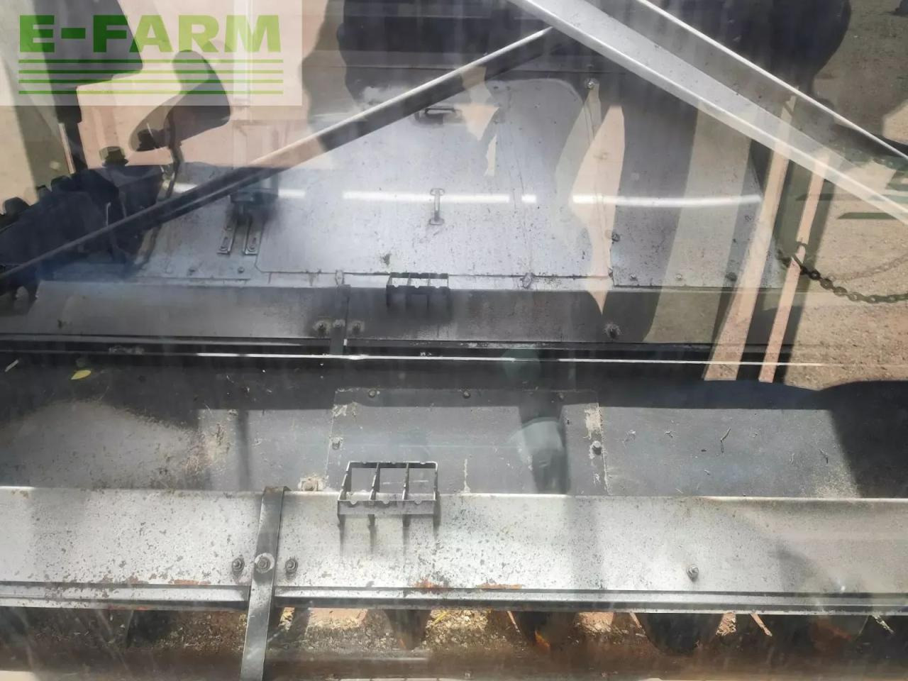 New Holland cr9080 - Labības kombains: foto 5 New Holland cr9080 - Labības kombains: foto 5