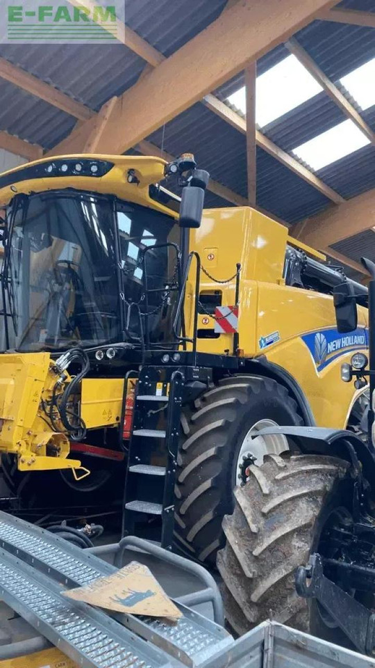 New Holland cx 8.70 - Labības kombains: foto 2 New Holland cx 8.70 - Labības kombains: foto 2