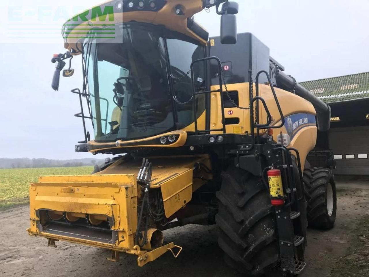 New Holland cx 8.90 slh - Labības kombains: foto 5 New Holland cx 8.90 slh - Labības kombains: foto 5
