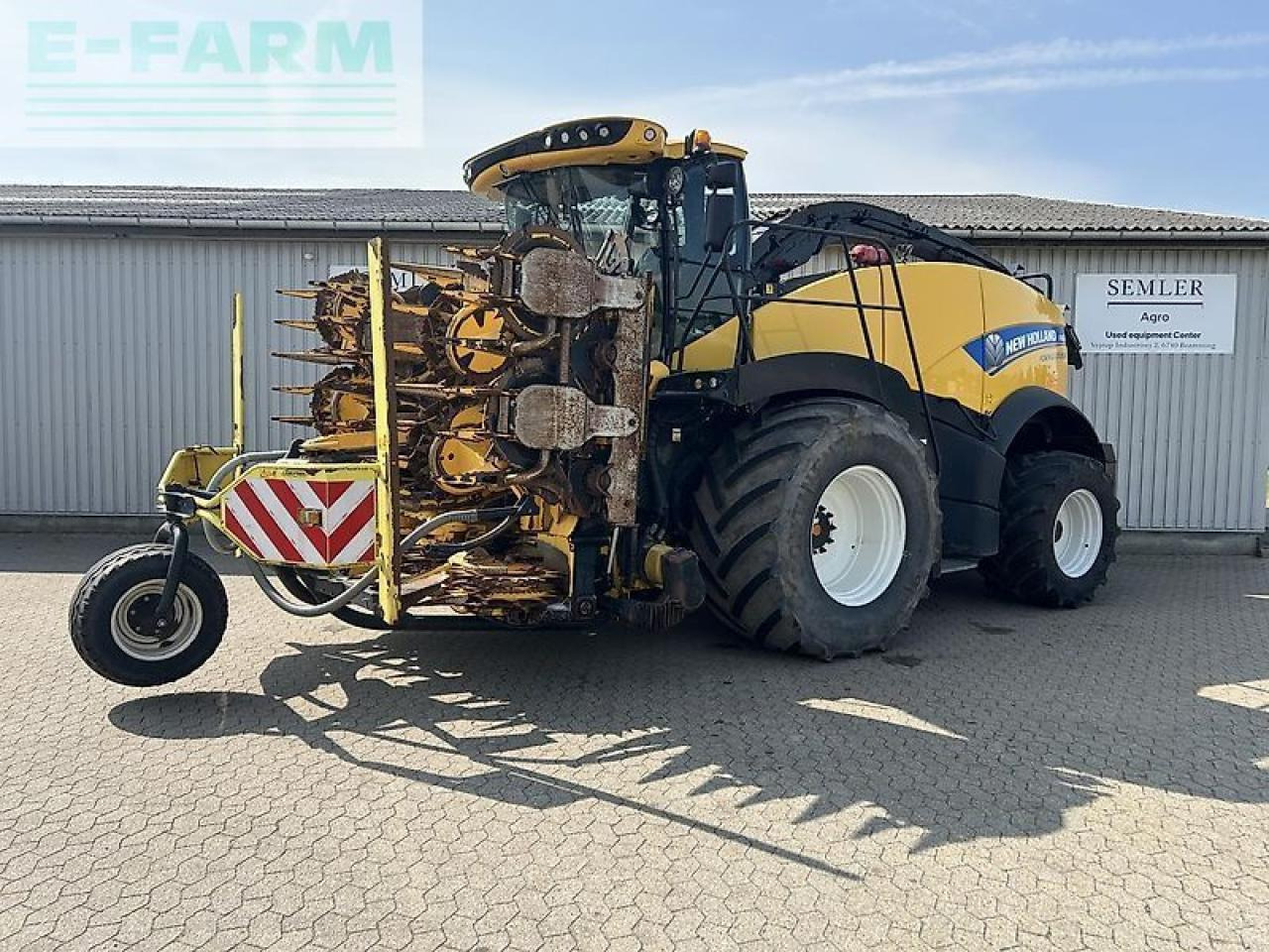 New Holland fr9060 - Lopbarības kombains: foto 1 New Holland fr9060 - Lopbarības kombains: foto 1