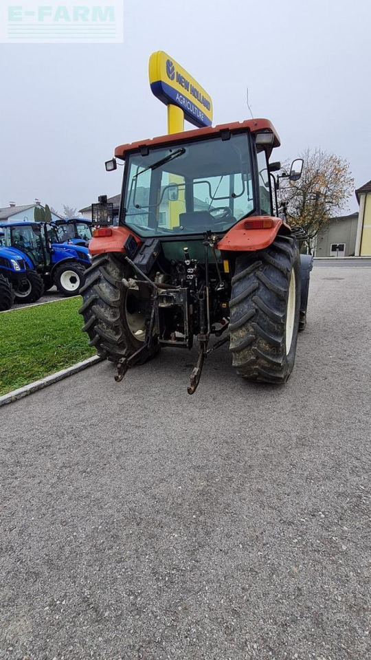 New Holland l 85 dt standard - Traktors: foto 2 New Holland l 85 dt standard - Traktors: foto 2