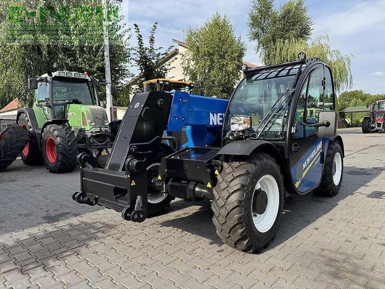 New Holland lm 5020 - Teleskopiskais iekrāvējs: foto 2 New Holland lm 5020 - Teleskopiskais iekrāvējs: foto 2
