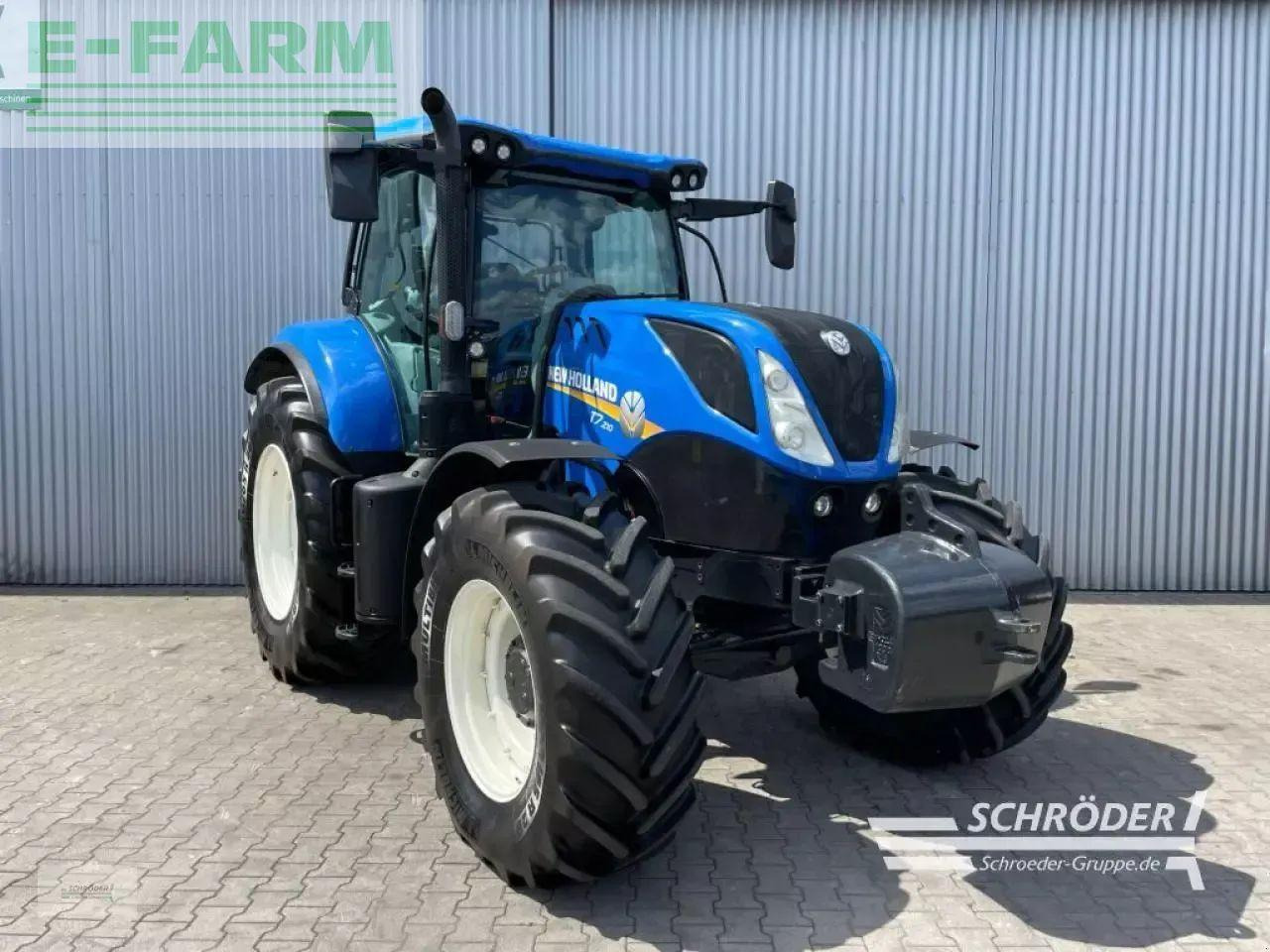 New Holland t 7.210 - Traktors: foto 1 New Holland t 7.210 - Traktors: foto 1
