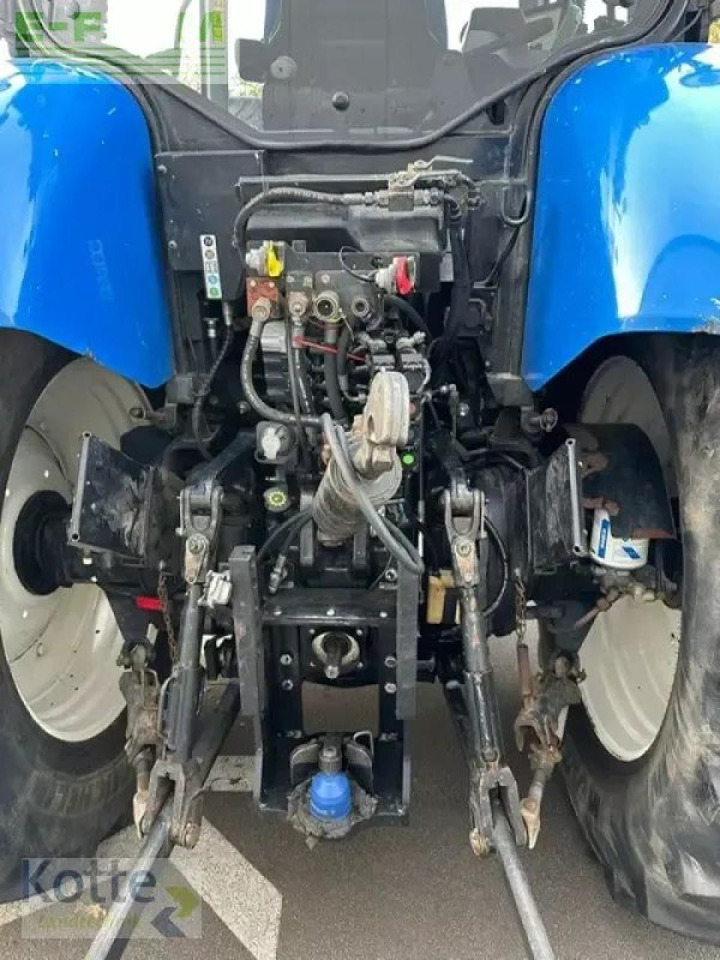 New Holland t 7.210 - Traktors: foto 2 New Holland t 7.210 - Traktors: foto 2