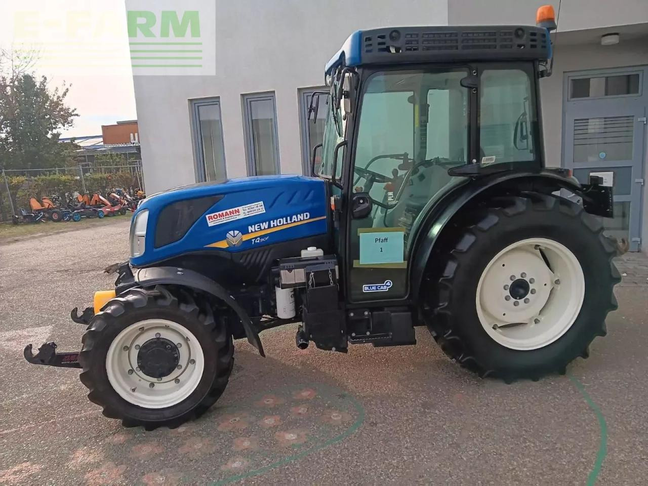 New Holland t4.90 f F - Traktors: foto 4 New Holland t4.90 f F - Traktors: foto 4