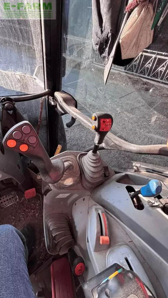 New Holland t5.100 dual command - Traktors: foto 5 New Holland t5.100 dual command - Traktors: foto 5