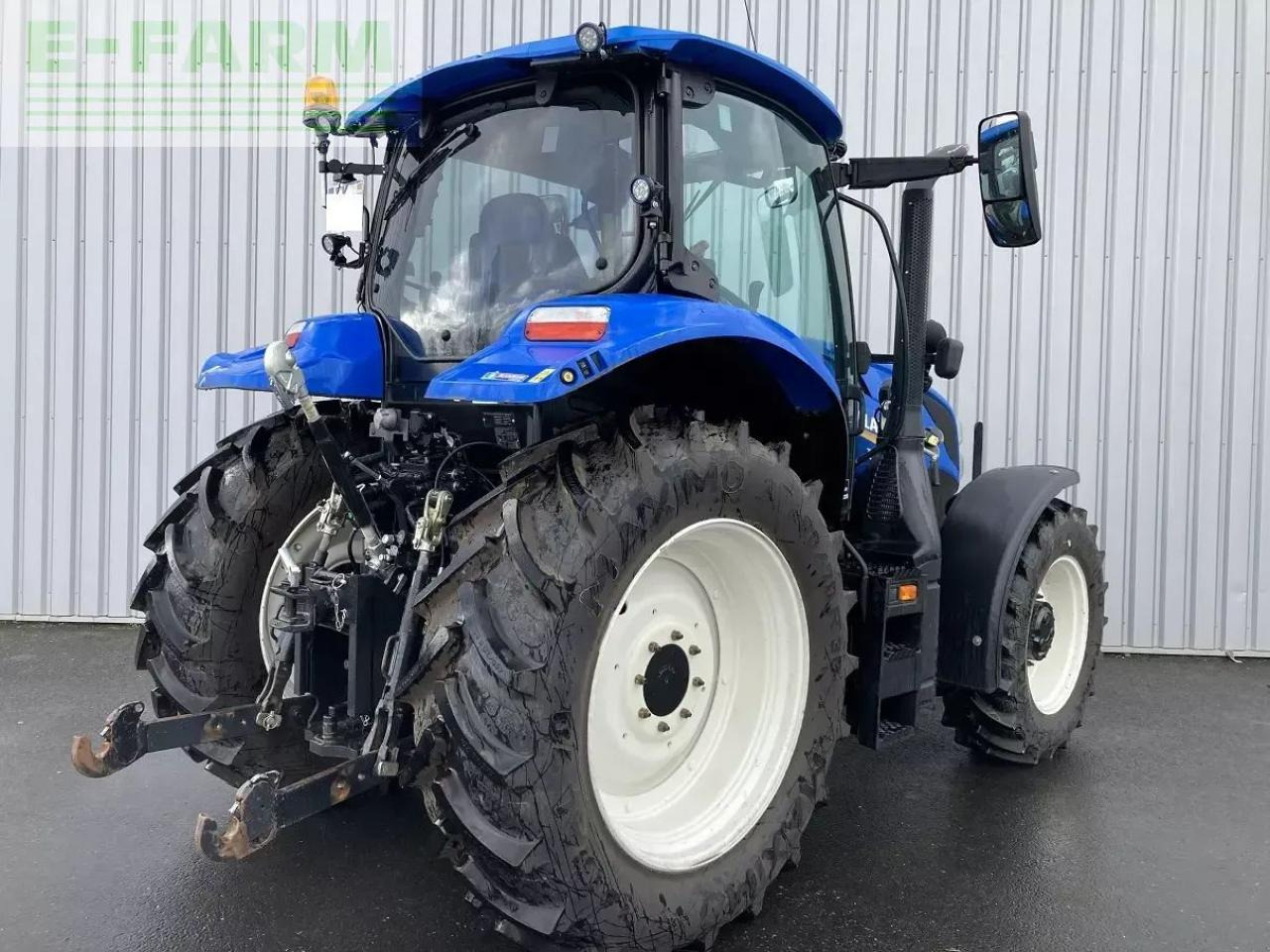 New Holland t6.125 electrocommand t4b - Traktors: foto 5 New Holland t6.125 electrocommand t4b - Traktors: foto 5