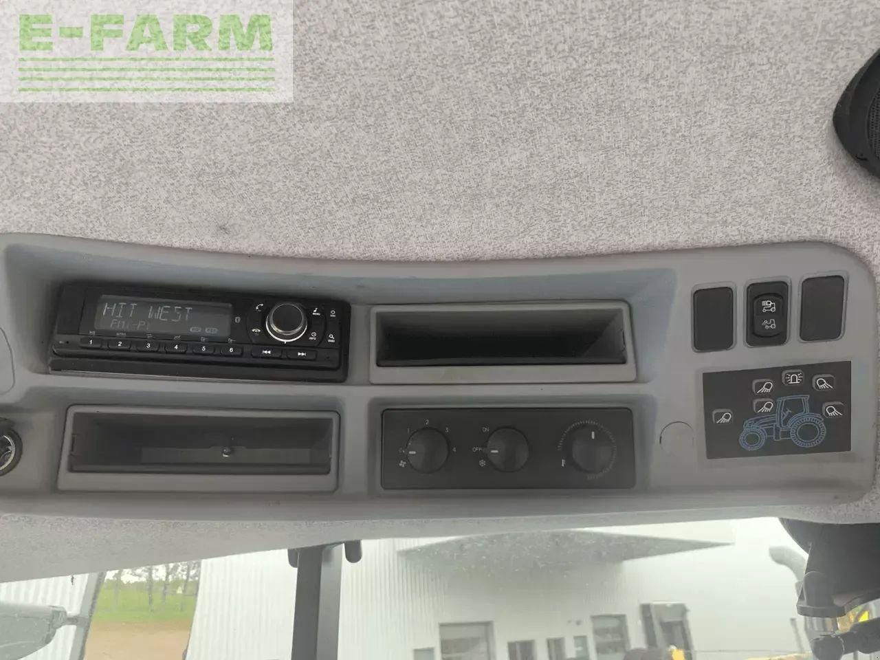 New Holland t6.145 dynamic command - Traktors: foto 4 New Holland t6.145 dynamic command - Traktors: foto 4