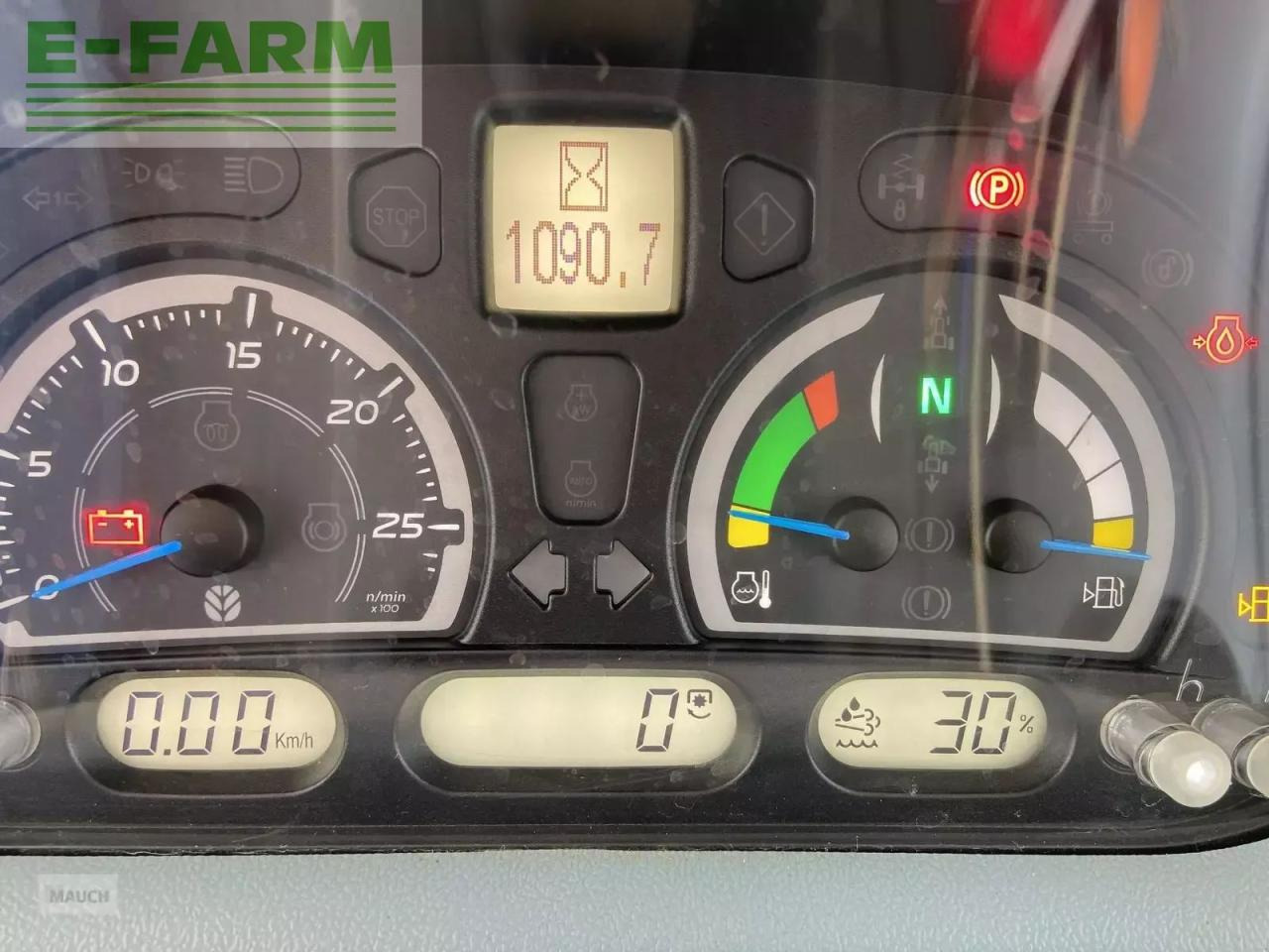 Traktors New Holland t6.145 stage v: foto 11 Traktors New Holland t6.145 stage v: foto 11