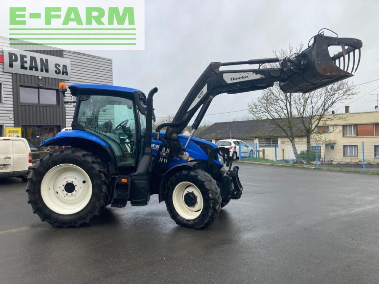 New Holland t6.155 - Traktors: foto 1 New Holland t6.155 - Traktors: foto 1
