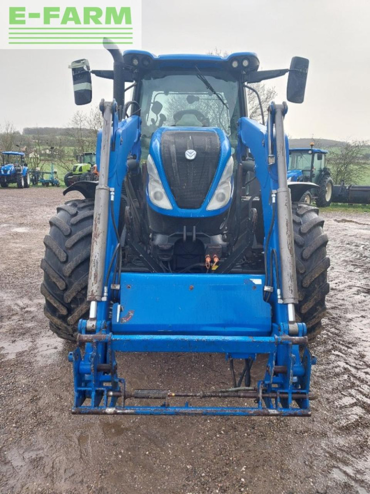 New Holland t6.155 - Traktors: foto 3 New Holland t6.155 - Traktors: foto 3
