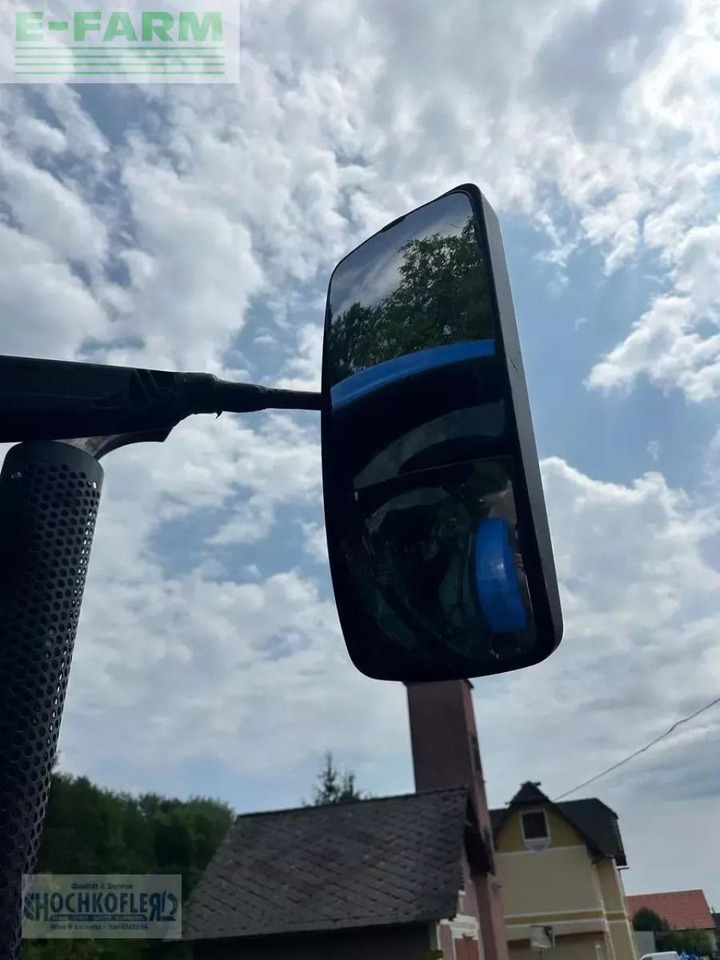 New Holland t6.175 dynamic command (stage v) - Traktors: foto 3 New Holland t6.175 dynamic command (stage v) - Traktors: foto 3